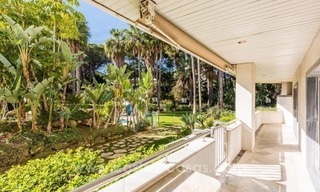 For Sale Apartment in Gran Marbella: frontline beach complex 4