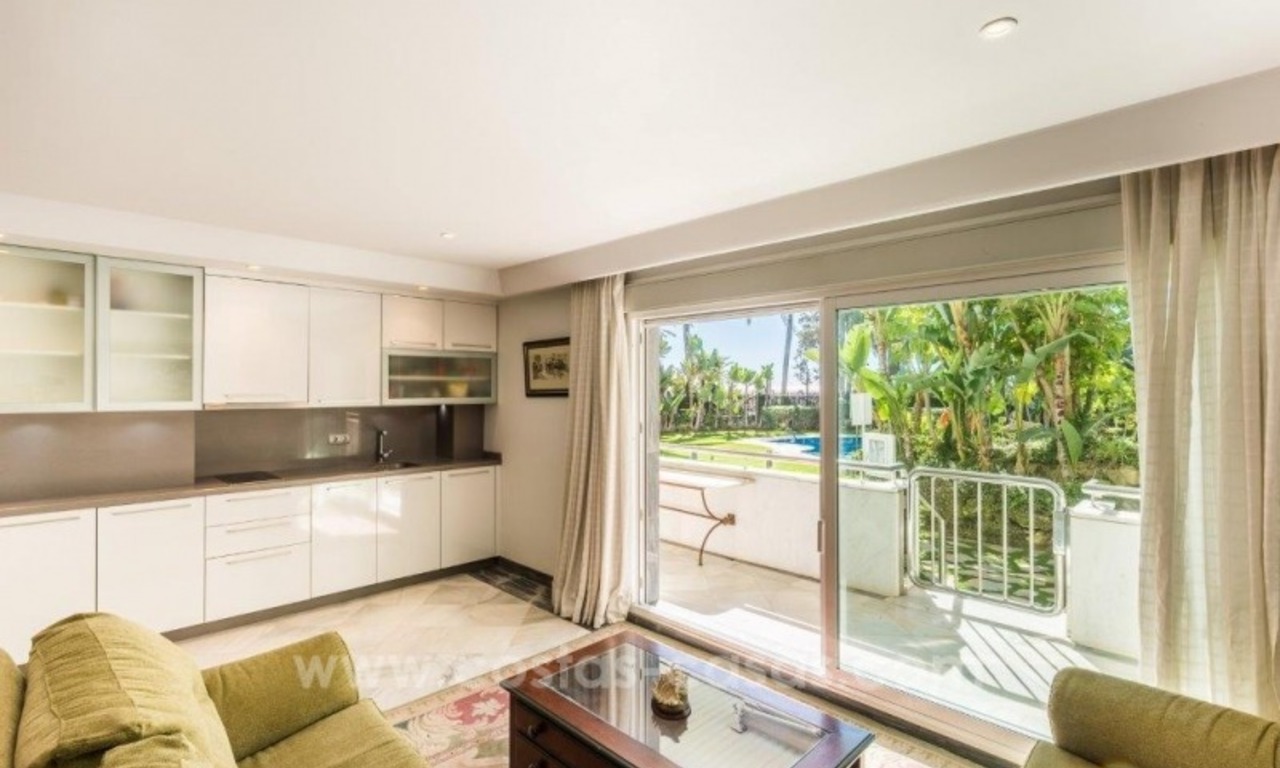 For Sale Apartment in Gran Marbella: frontline beach complex 6