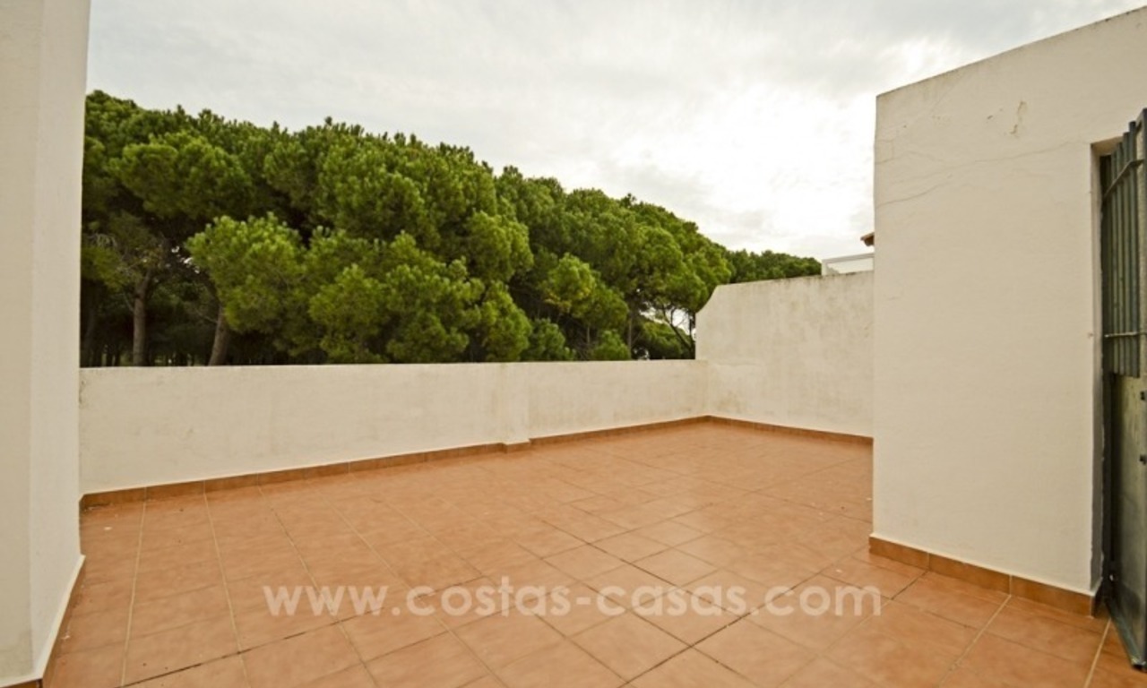Beachside Townhouse for sale on the Golden Mile, Marbella 8