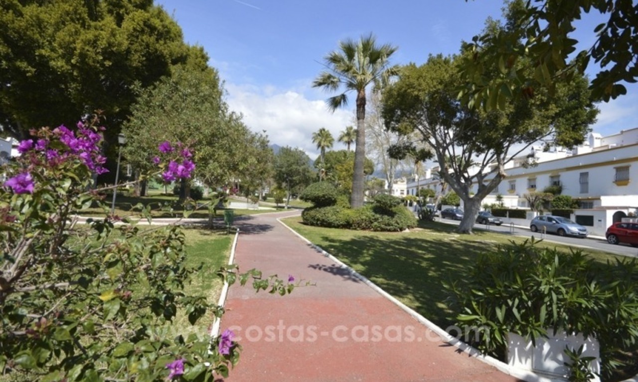 Beachside Townhouse for sale on the Golden Mile, Marbella 10