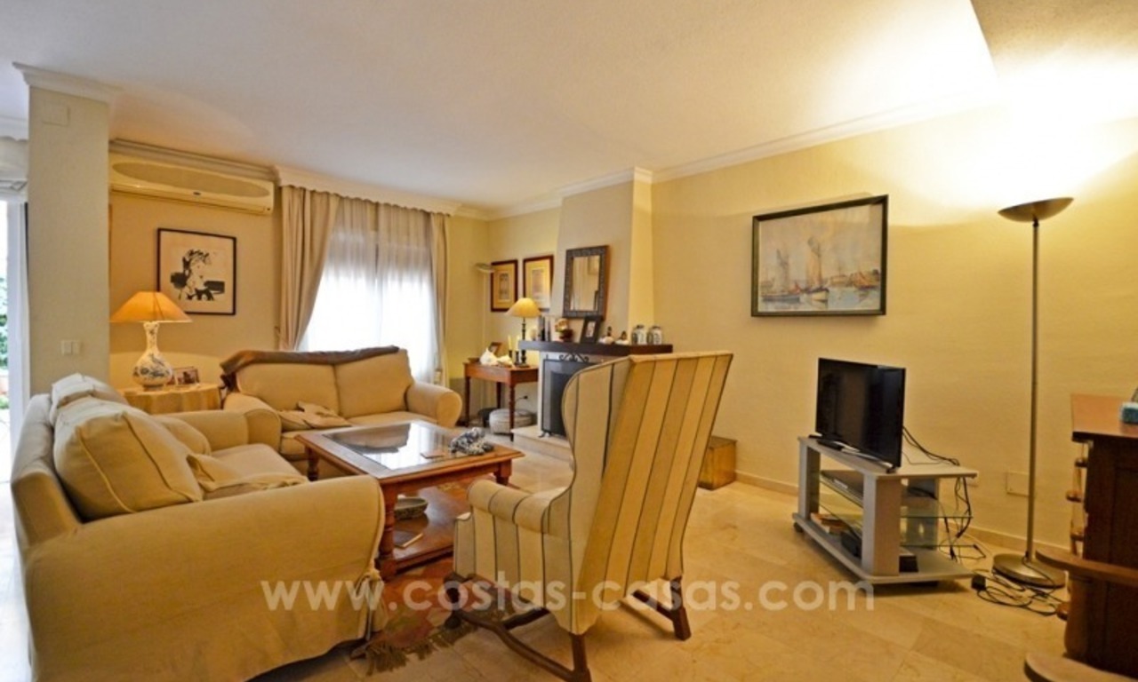 Beachside Townhouse for sale on the Golden Mile, Marbella 22