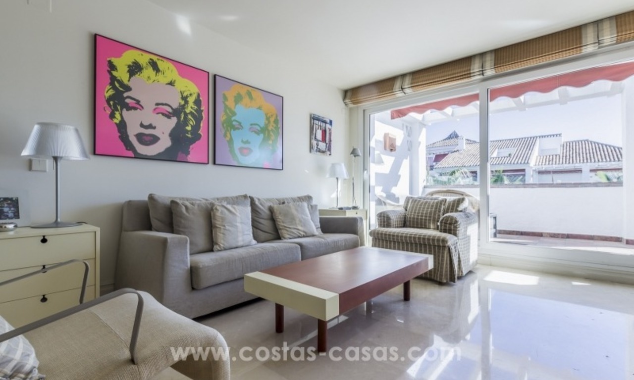 Very nice beachside Penthouse apartment for sale on the Golden Mile in Marbella 12