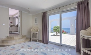 Beachfront luxury villa for sale in Mijas-Costa, Costa del Sol 11