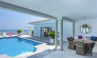 Beachfront luxury villa for sale in Mijas-Costa, Costa del Sol 5