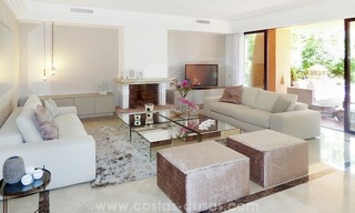 Beautiful luxury apartment for sale near Puerto Banús in Nueva Andalucía, Marbella 17