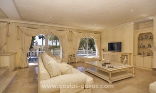 Immaculate second line beach villa for sale with sea views in Marbella East 12
