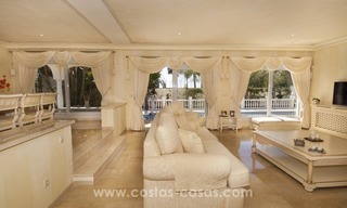 Immaculate second line beach villa for sale with sea views in Marbella East 14