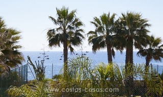Immaculate second line beach villa for sale with sea views in Marbella East 34