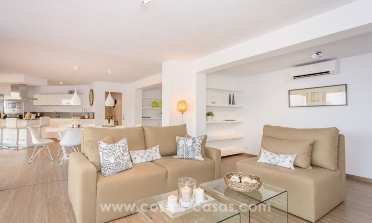 Very private renovated villa for sale on the New Golden Mile, Marbella - Estepona 16