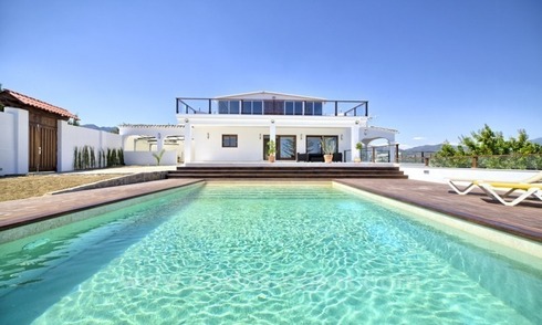 Contemporary renovated villa for sale, New Golden Mile, Marbella - Estepona 