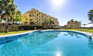 Bargain apartment for sale, New Golden Mile, Marbella - Estepona 1