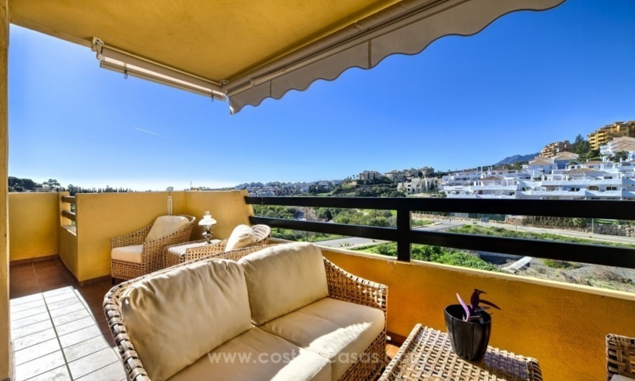 Bargain apartment for sale, New Golden Mile, Marbella - Estepona 7