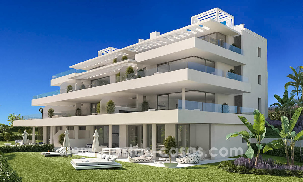 Ready to move in modern designer golf apartments for sale in luxurious grounds between Marbella and Estepona 23738
