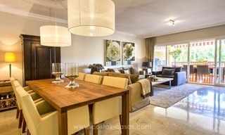 Spacious frontline golf apartment for sale in Estepona - Benahavis – Marbella 7