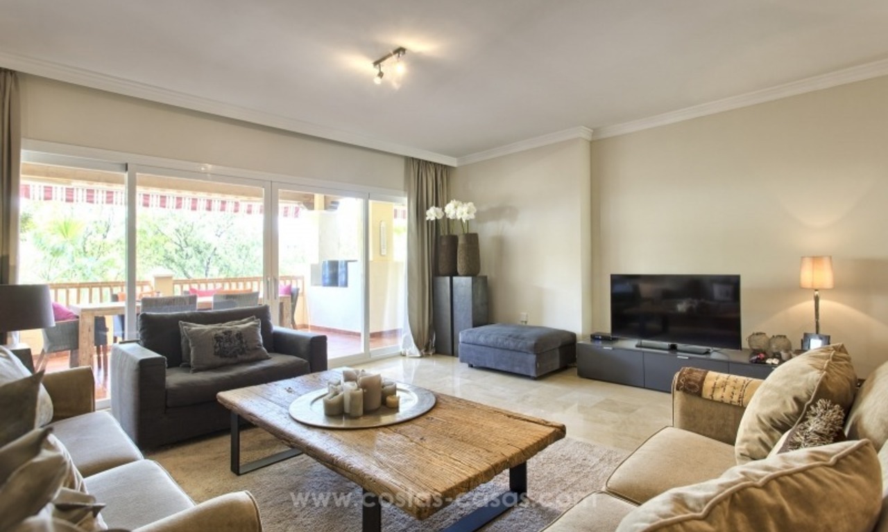 Spacious frontline golf apartment for sale in Estepona - Benahavis – Marbella 5