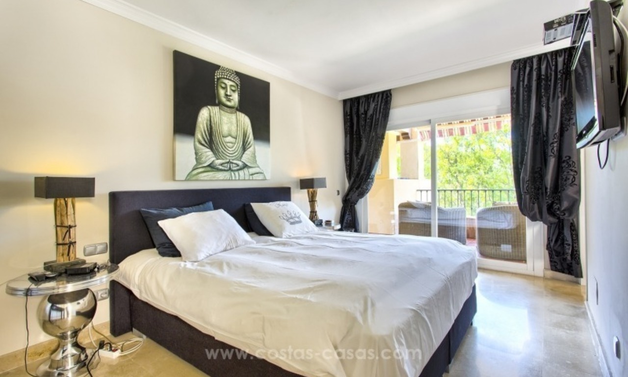 Spacious frontline golf apartment for sale in Estepona - Benahavis – Marbella 10