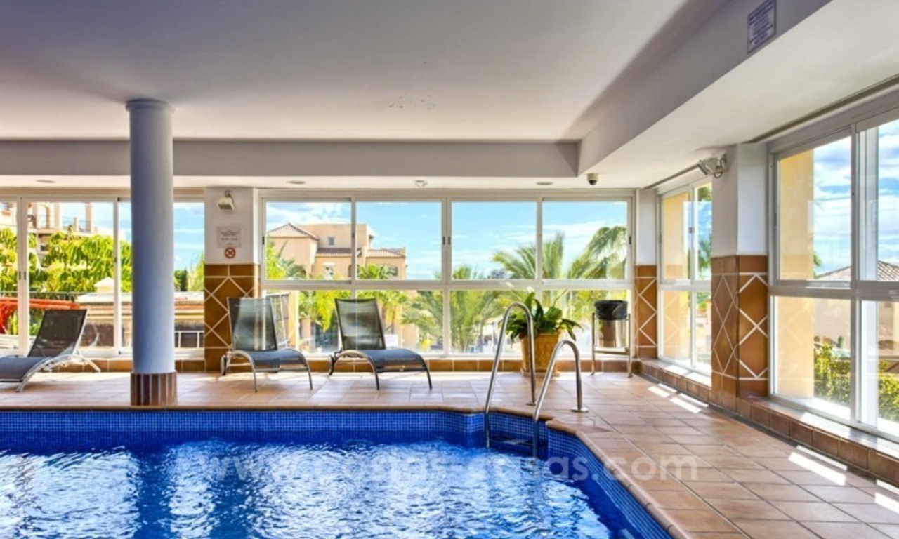 Spacious frontline golf apartment for sale in Estepona - Benahavis – Marbella 19