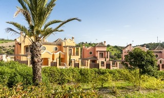 First line golf villas for sale in Estepona, Costa del Sol 1