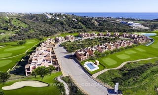 First line golf villas for sale in Estepona, Costa del Sol 0