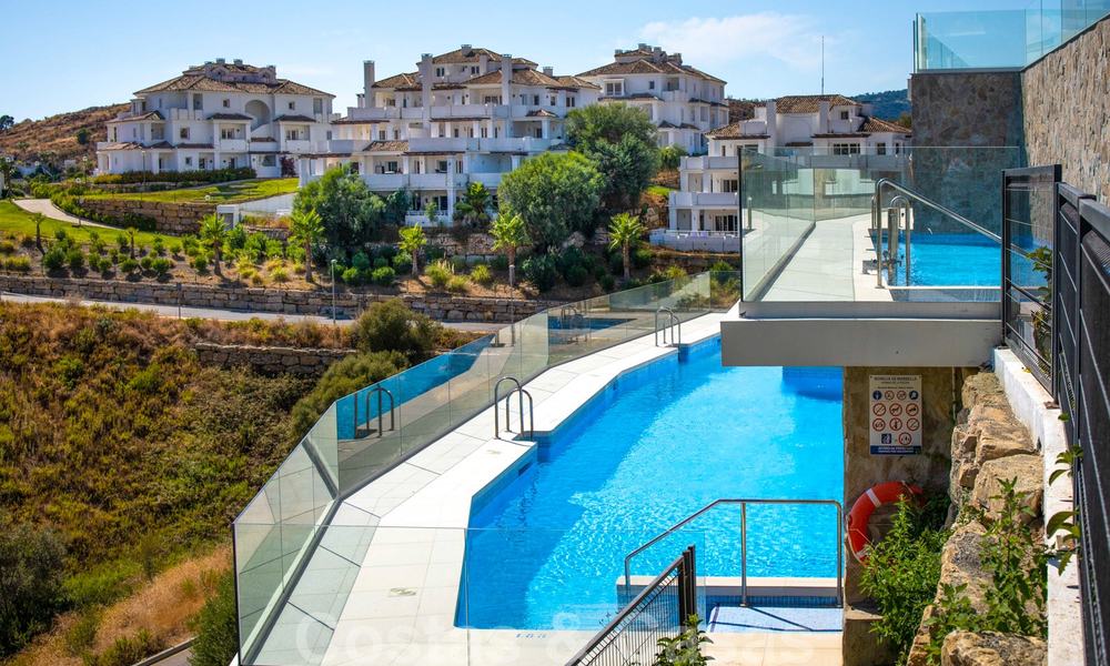 Modern design apartments with private pool for sale in boutique complex in Nueva Andalucia in Marbella 28767