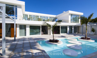 Beach Side Modern Contemporary Design Villa for sale in Guadalmina Baja, Marbella. 27670 
