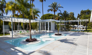 Beach Side Modern Contemporary Design Villa for sale in Guadalmina Baja, Marbella. 27671 