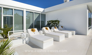 Beach Side Modern Contemporary Design Villa for sale in Guadalmina Baja, Marbella. 27703 