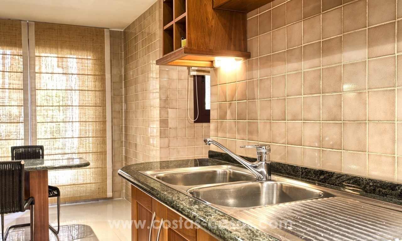 Large luxury apartment for sale close to Puerto Banus in Nueva Andalucia, Marbella 20