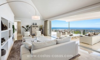 Villa for sale in Benahavis - Marbella: Exceptional Design and architecture, Exceptional Views in Exclusive El Madroñal 10