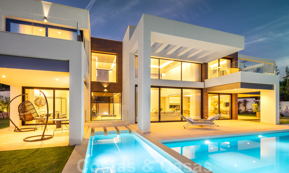New modern villa in the heart of the golf valley, Nueva Andalucía, Marbella 28934