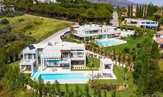 New modern villa in the heart of the golf valley, Nueva Andalucía, Marbella 28939 