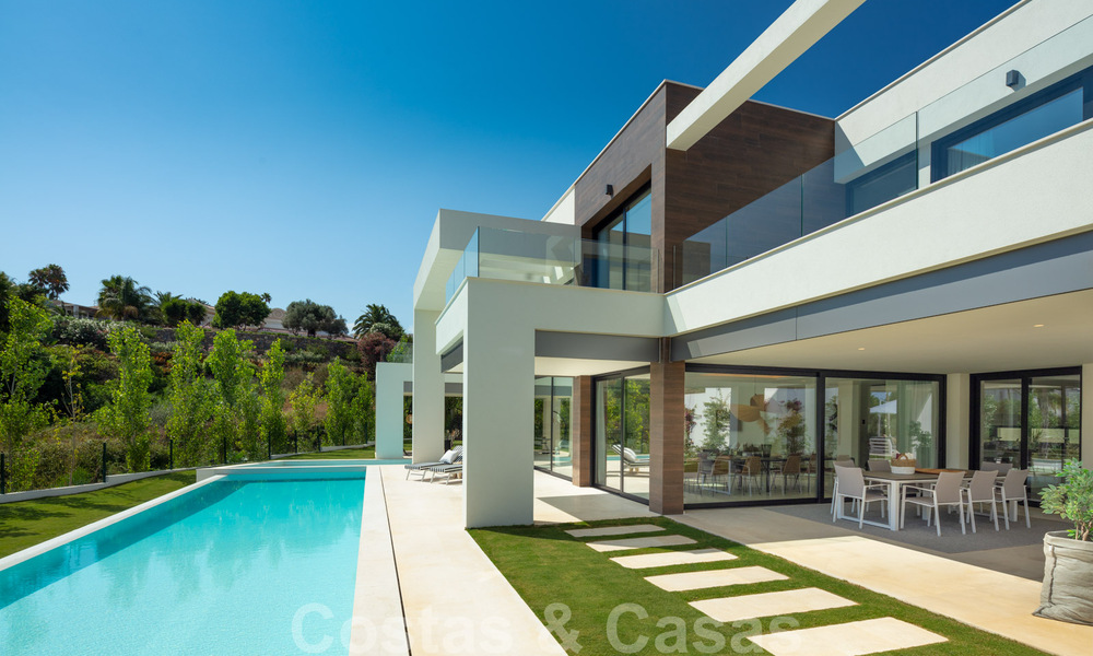 New modern villa in the heart of the golf valley, Nueva Andalucía, Marbella 28947