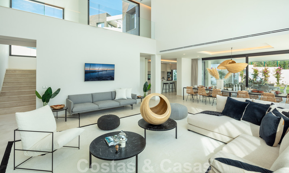 New modern villa in the heart of the golf valley, Nueva Andalucía, Marbella 28955