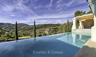 Cozy contemporary style villa with stunning views for sale in La Zagaleta, Marbella - Benahavis 18199 