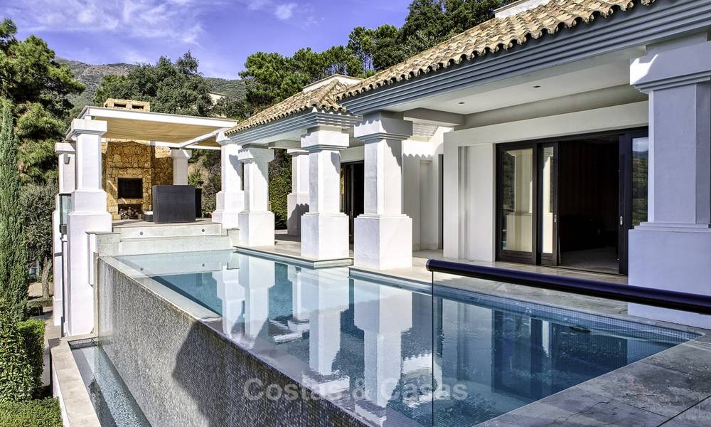 Cozy contemporary style villa with stunning views for sale in La Zagaleta, Marbella - Benahavis 18219