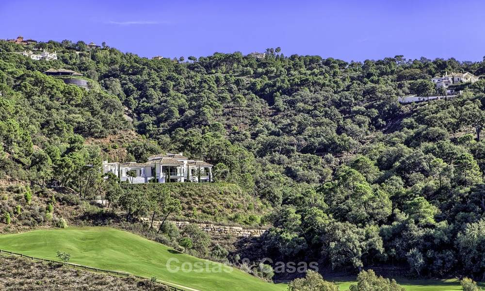 Cozy contemporary style villa with stunning views for sale in La Zagaleta, Marbella - Benahavis 18222