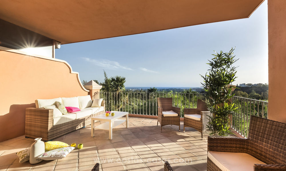 Spacious luxury apartments for sale in Benahavis - Marbella with beautiful sea views. LAST UNIT WITH DISCOUNT! 5062