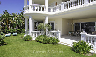 Beachfront luxury apartments for sale in Las Dunas Park, New Golden Mile, Marbella - Estepona 42375 