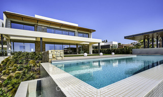 Ready to move in. Modern villa for sale, frontline golf in Benahavis - Marbella 15065 