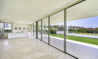 Ready to move in. Modern villa for sale, frontline golf in Benahavis - Marbella 15076 