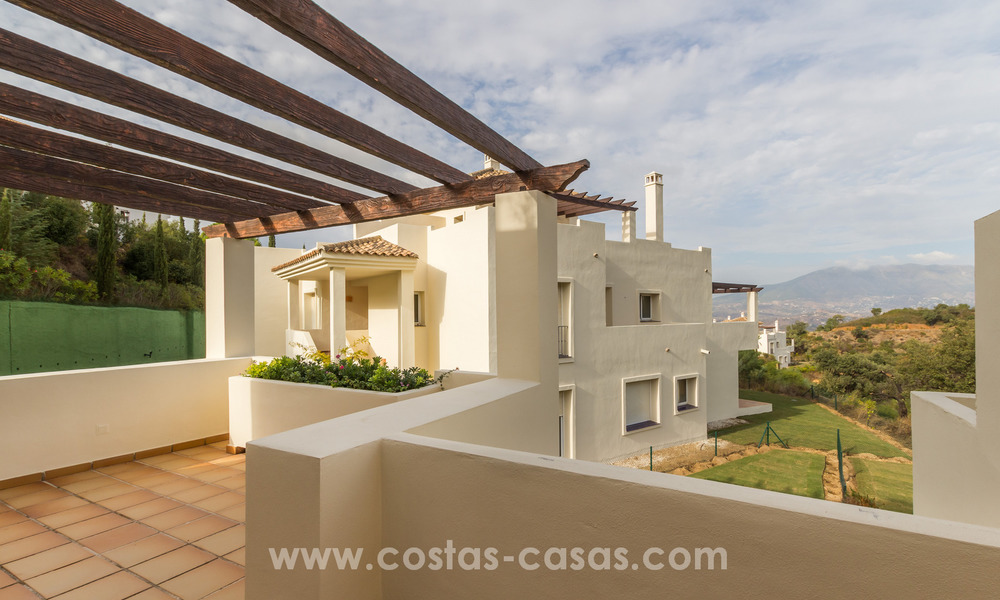 New luxury Andalusian style apartments for sale in Marbella 21572