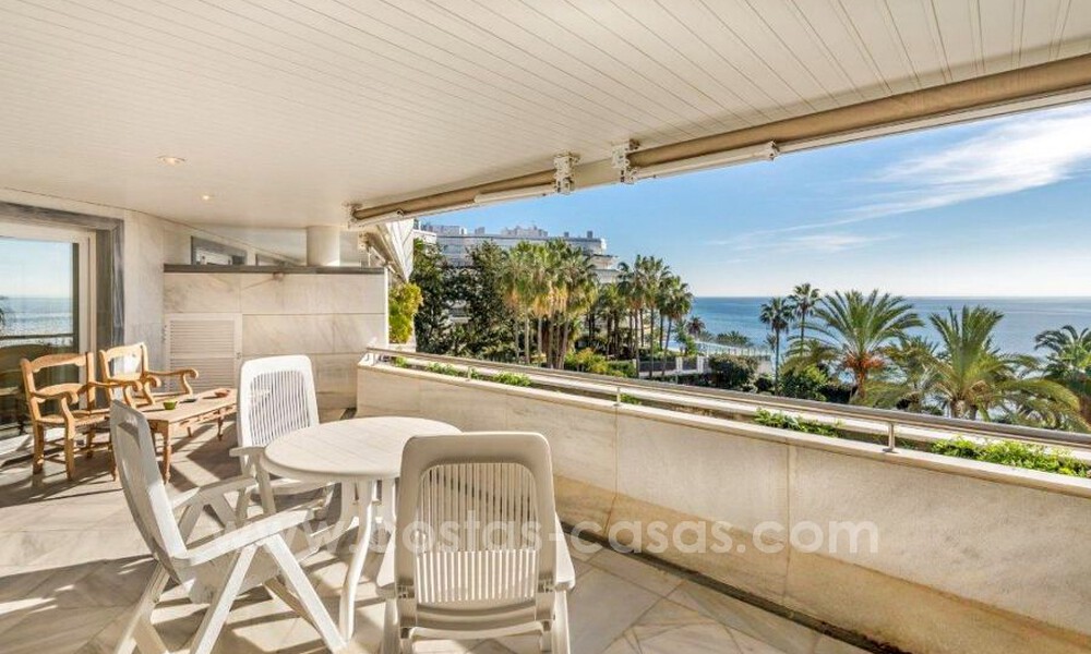 For Sale Apartment in Gran Marbella: frontline beach complex 777219