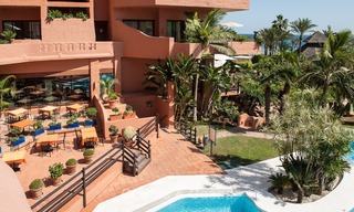 For sale in Hotel Kempinski, Marbella - Estepona: Renovated apartment in modern style 320 