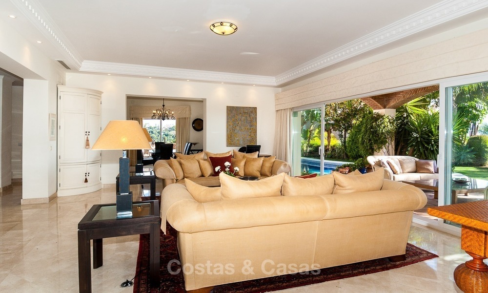 Elegant, south facing frontline golf villa for sale, located in Benahavis - Marbella with sea views 611