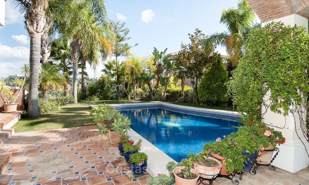 Elegant, south facing frontline golf villa for sale, located in Benahavis - Marbella with sea views 614