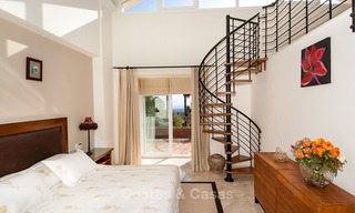 Elegant, south facing frontline golf villa for sale, located in Benahavis - Marbella with sea views 630 