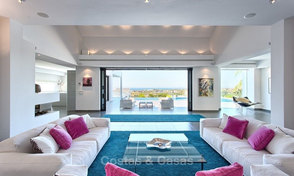 Exclusive modern villa for sale on golf resort with sea and golf views in Benahavis - Marbella 1022