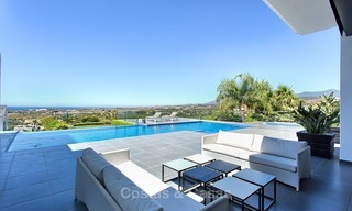 Exclusive modern villa for sale on golf resort with sea and golf views in Benahavis - Marbella 1024 