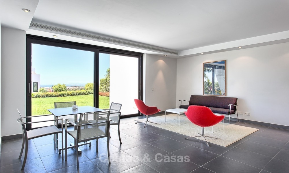 Exclusive modern villa for sale on golf resort with sea and golf views in Benahavis - Marbella 1039
