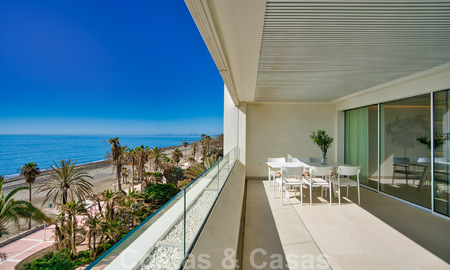 Luxurious Modern Apartments for sale, Seafront Location in Estepona centre. Completed! 40619